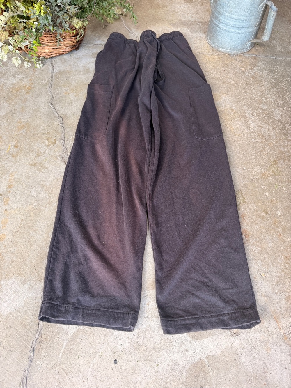 Dockers Black Wide-Leg Elastic Waist Sweatpants